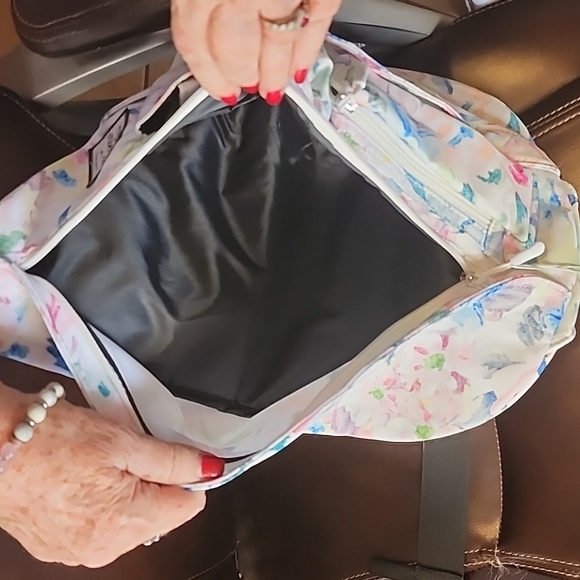 BRAND NEW SHOULDER STRAP BACKPACK - Picture 4 of 4